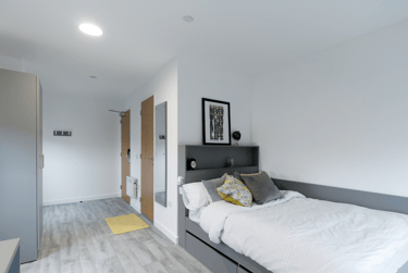 Classic Plus En Suite - Image 2